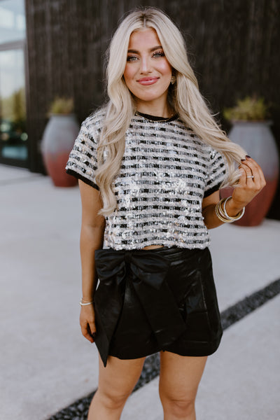 Black Sequin Pattern Cropped Top