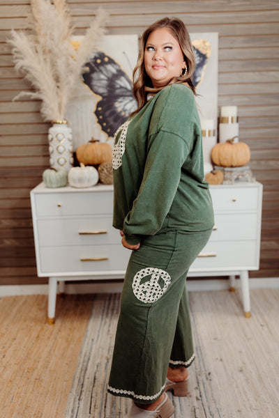 Hunter Green Washed Peace Embroidered Terry Pullover and Pant Set