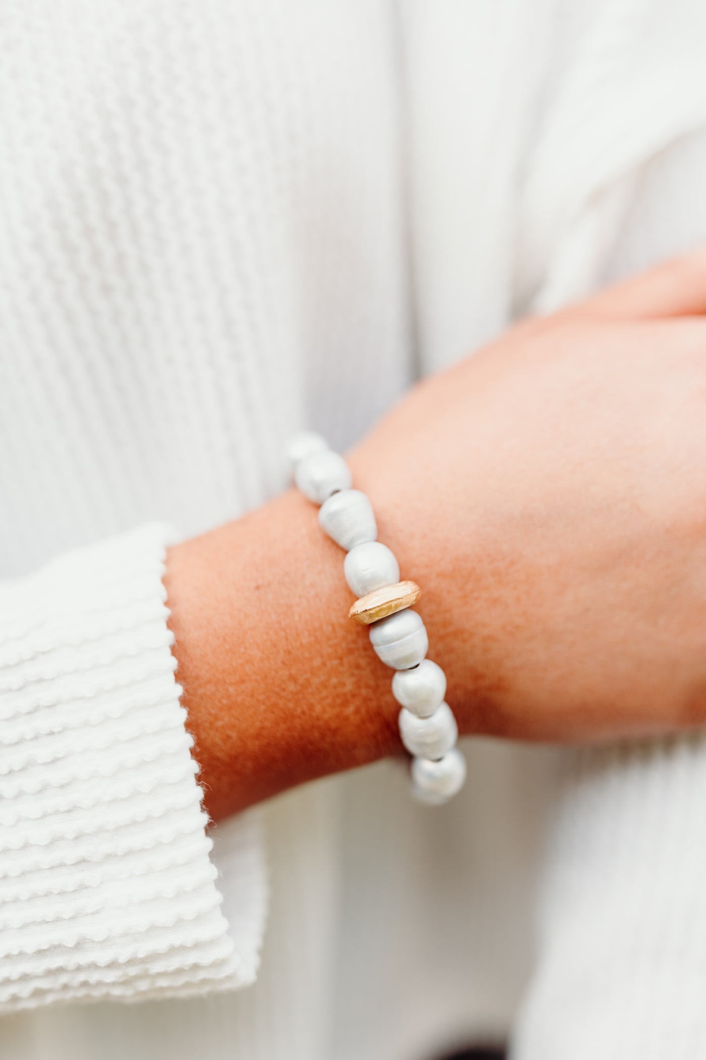 Virtue Jewelry Grey Pearl Washer Bracelet