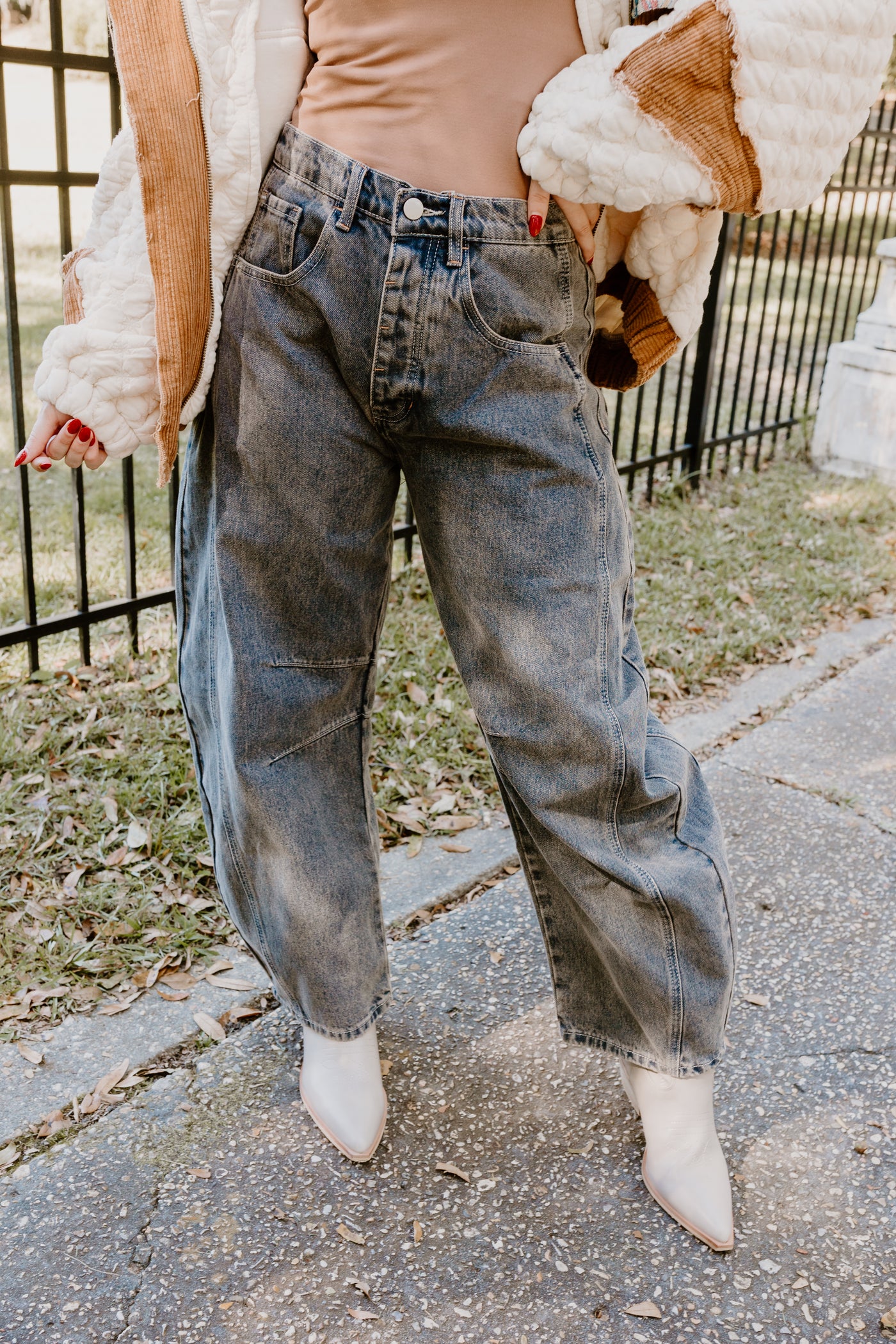 Rustic Denim Mid Rise Barrel Jeans