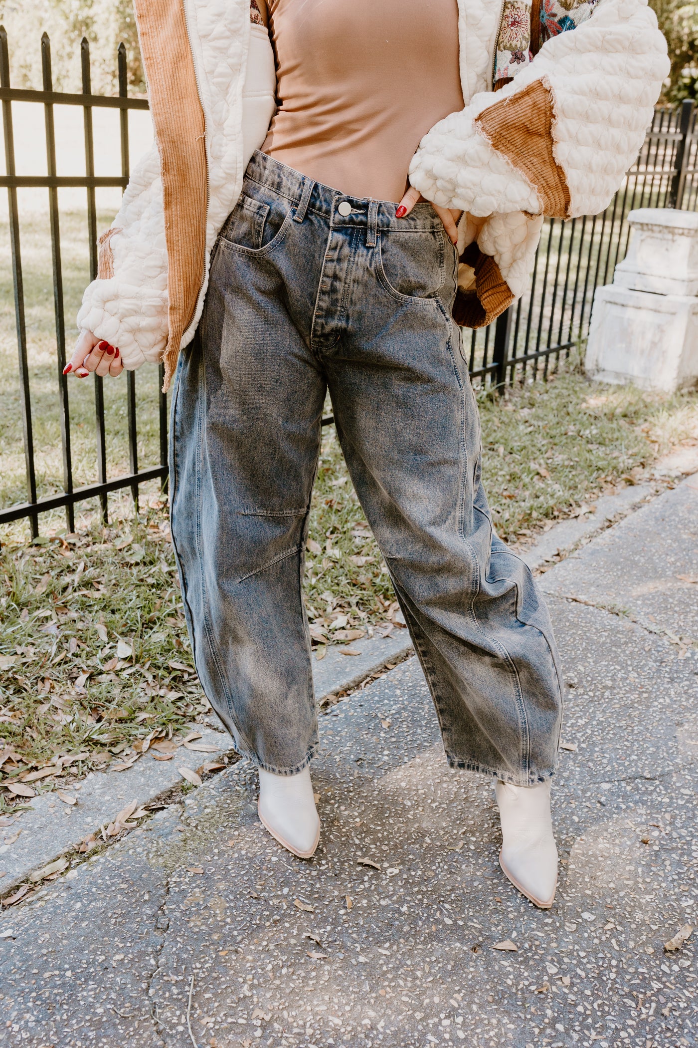 Rustic Denim Mid Rise Barrel Jeans