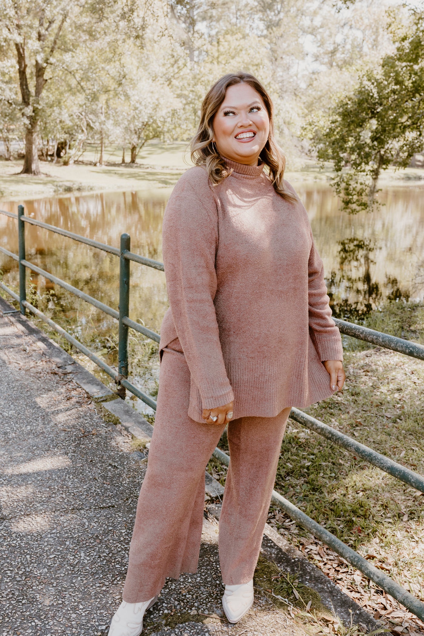 Southern Shirt Plush Dreamluxe Pants- Maple