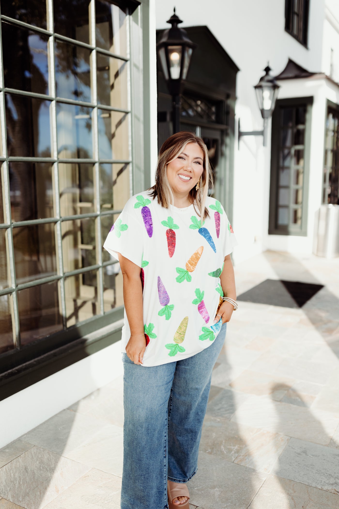 Queen of Sparkles White Multi Carrot Tee