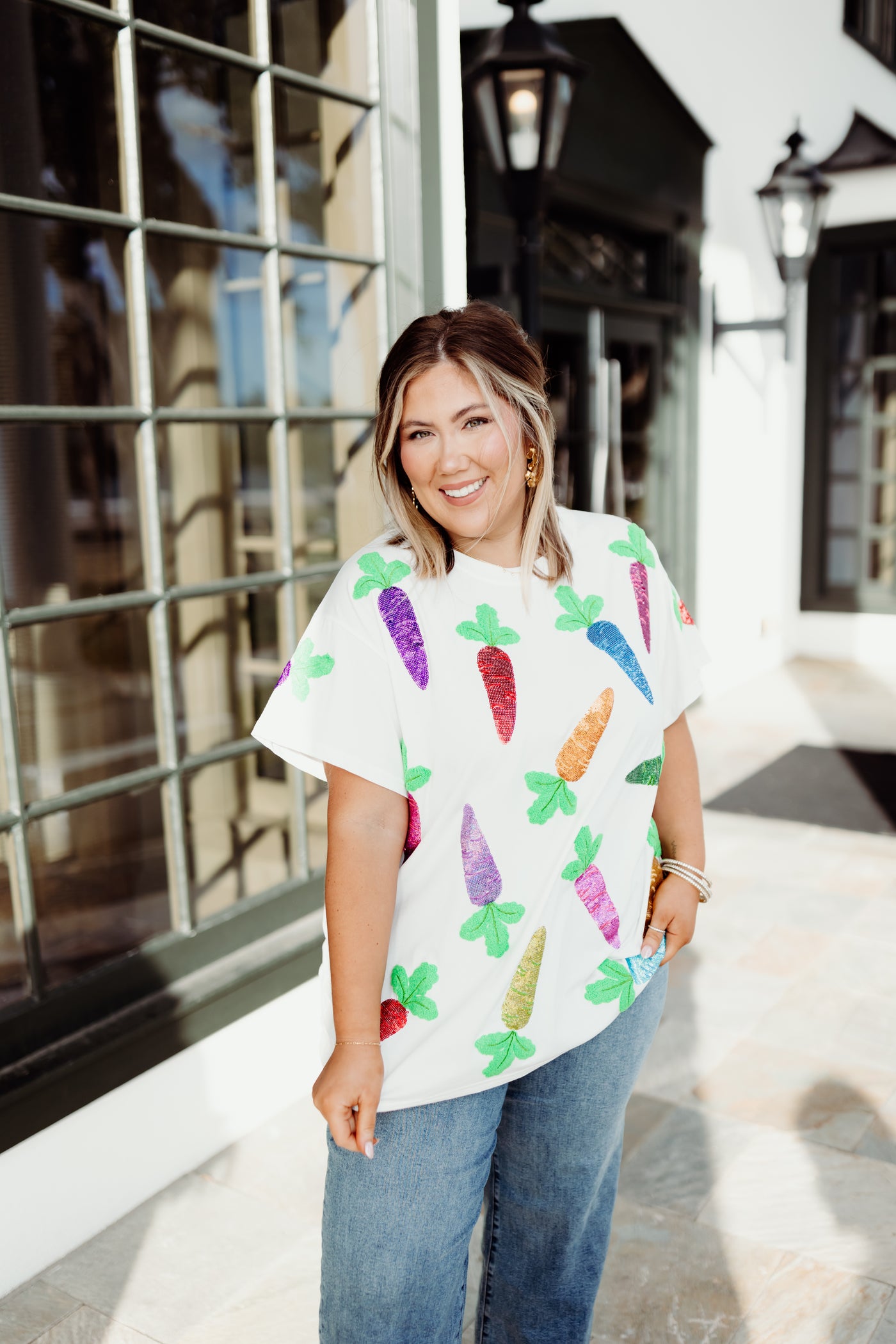 Queen of Sparkles White Multi Carrot Tee