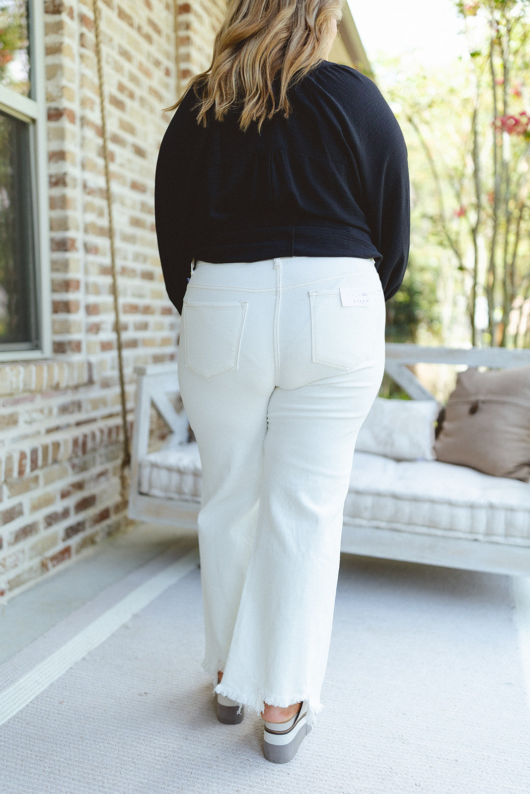 Risen Cream Washed Distressed Straight Jeans