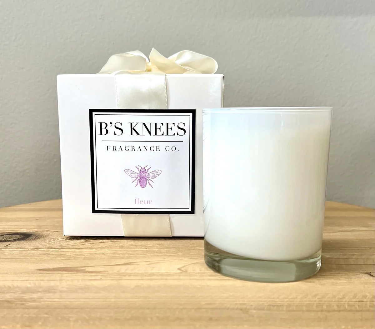 B's Knees Fragrances Fleur 1 Wick Candle in White