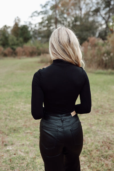 Black Long Sleeve Turtleneck Top