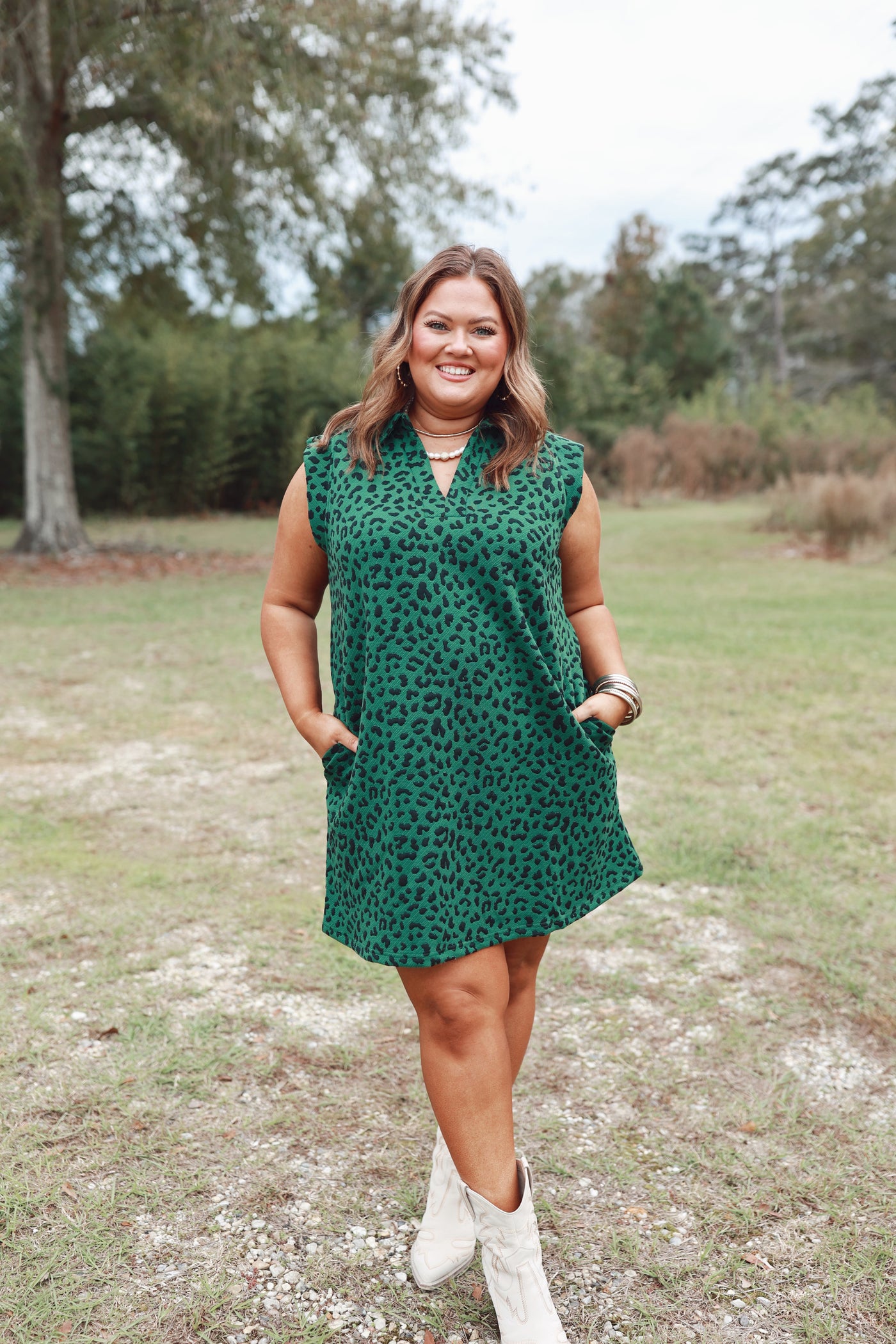 Forest V-Neck Sleeveless Leopard Dress