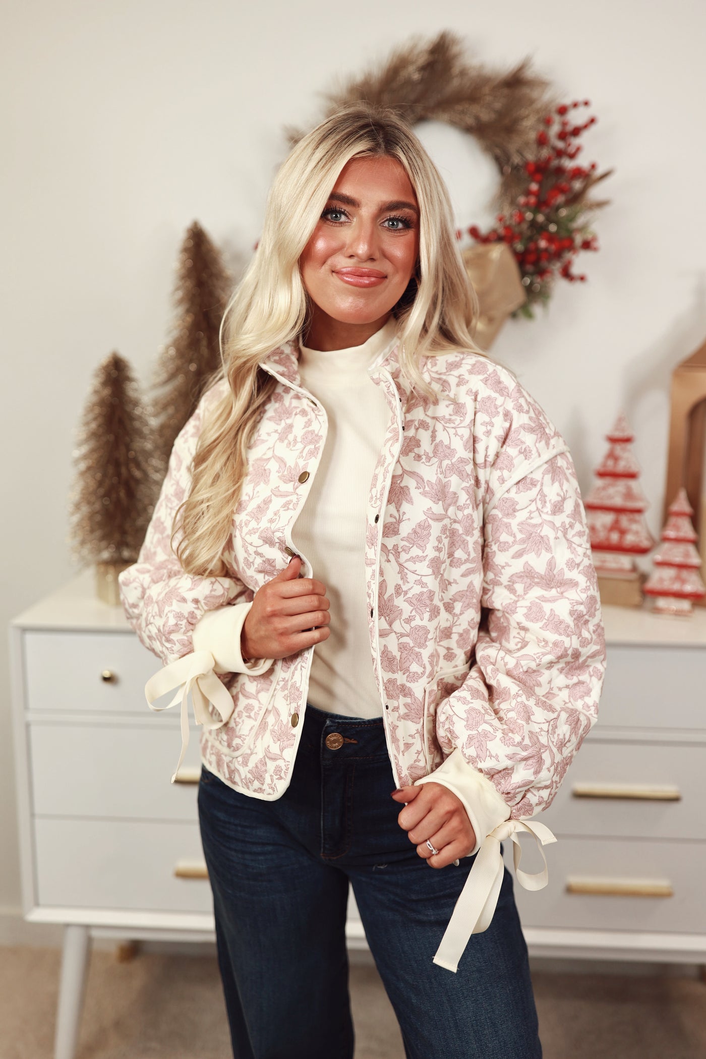 Ivory Pink Floral Quilted Bow Sleeve Jacket