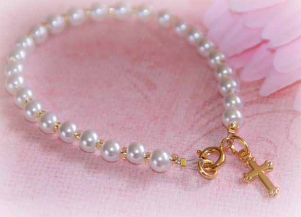 Pearl and Gold Beaded Cross Charm Bracelet