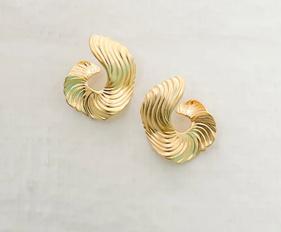 Virtue Jewelry Gold Croissant Swirl Studs