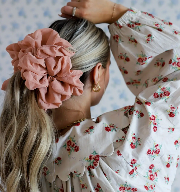 Nude Pink Jumbo Scrunchie