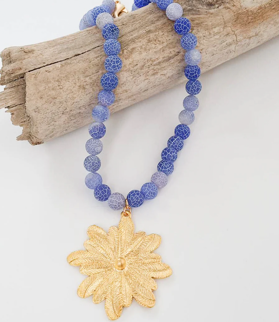 Virtue Jewelry Gemstone Flower Necklace - Blue Crackle