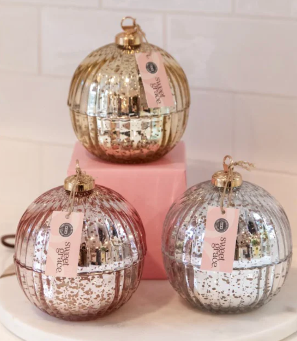 Bridgewater Sweet Grace Collection #061 Holiday Ornament Candle