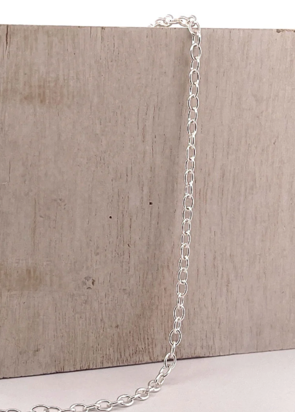 My Girl in LA Graceful Oval Link Chain Necklace- Silver