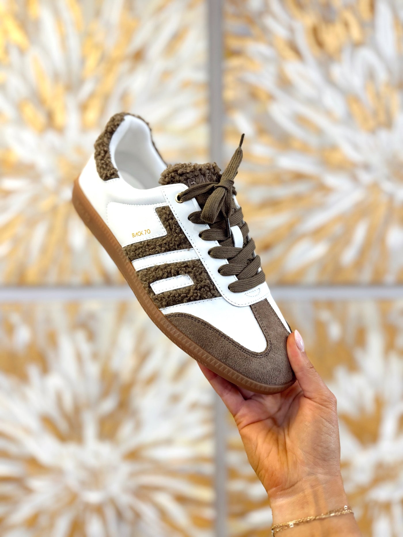 Back70 Streetwear Retro Cloud Sneaker in White Brown