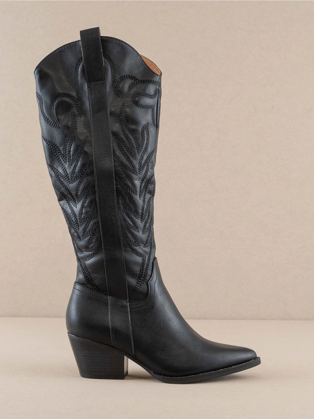 The Samara Boot in Black