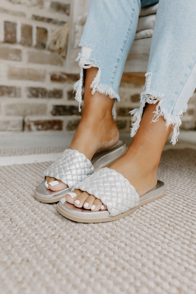 Dolce Vita Grazie Sandal in Silver Metallic